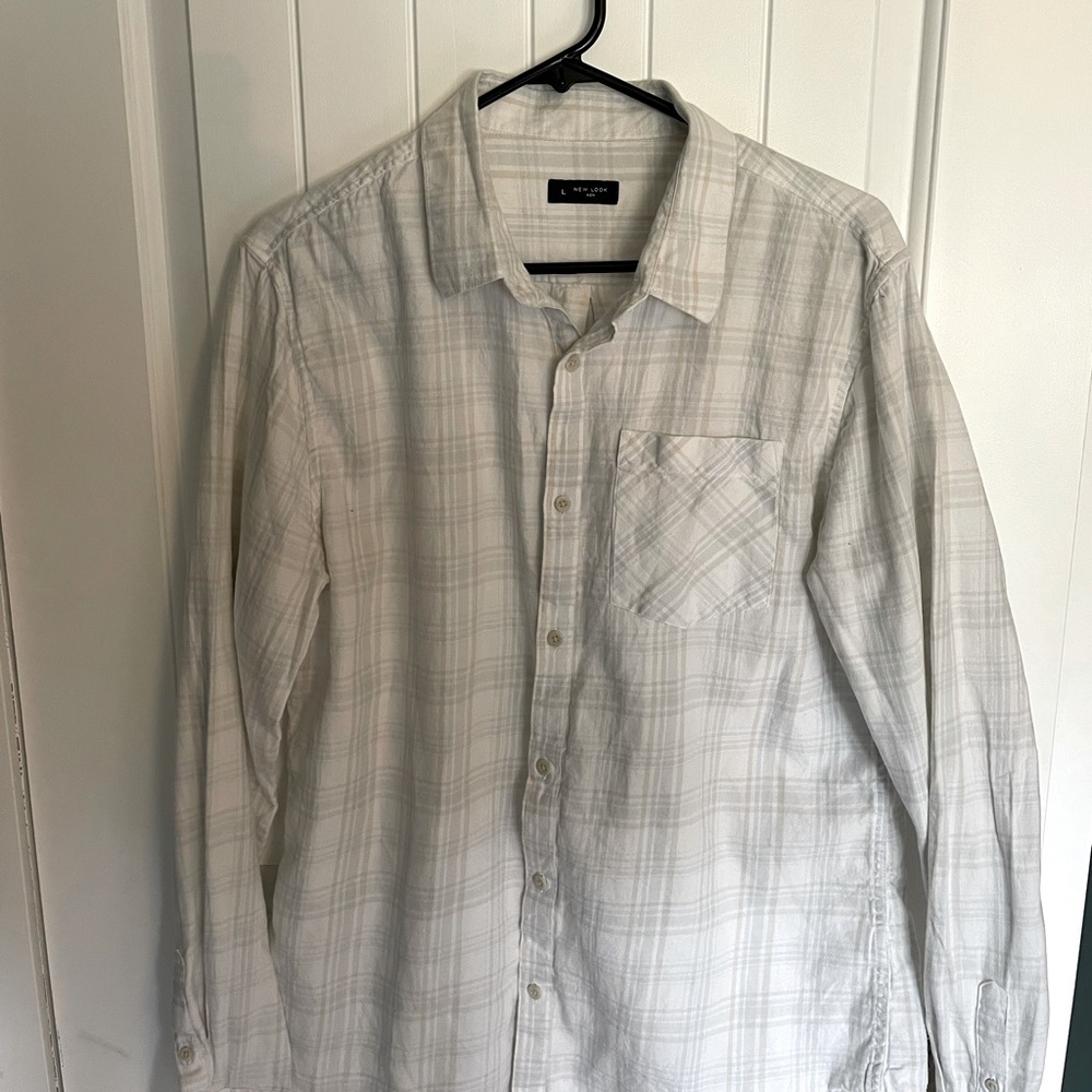 Mens button up. Plaid light grey
